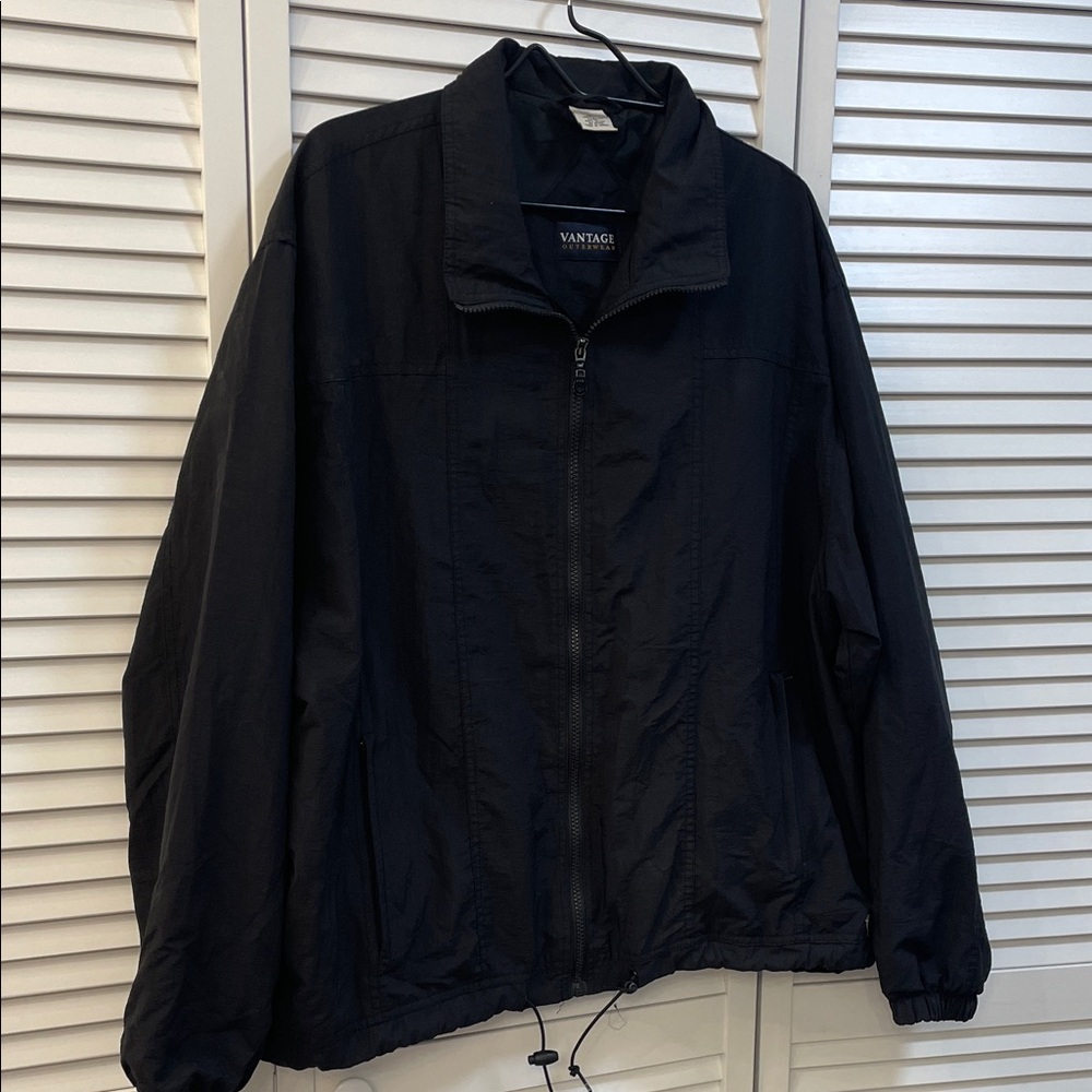 Vantage Men's Black Nylon Zip Windbreaker Jacket With Pockets Size Large